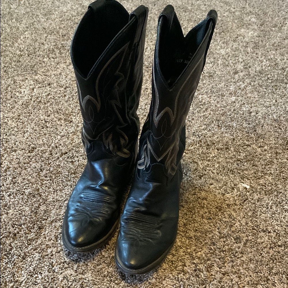 Justin men’s   Cowboy Boots